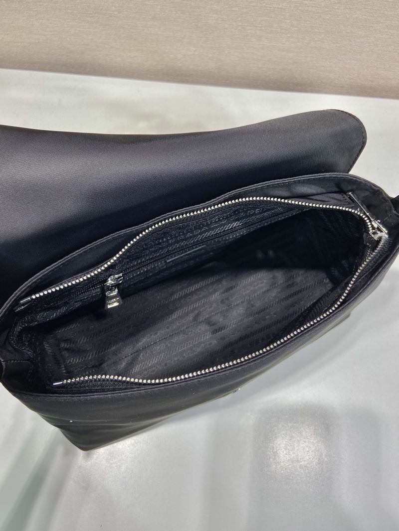 Pra*a hobo bags